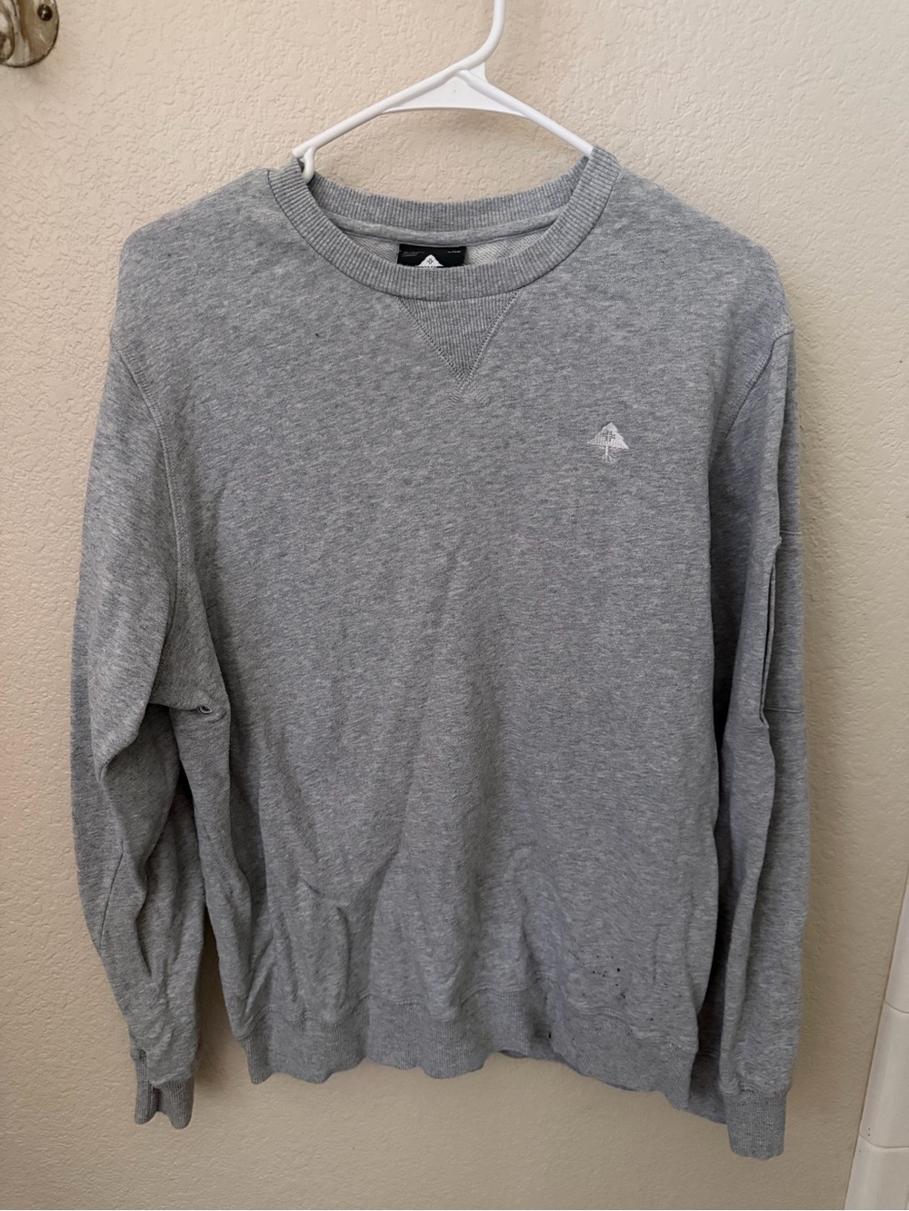 Men's LRG Gray Crewneck Sweatshirt